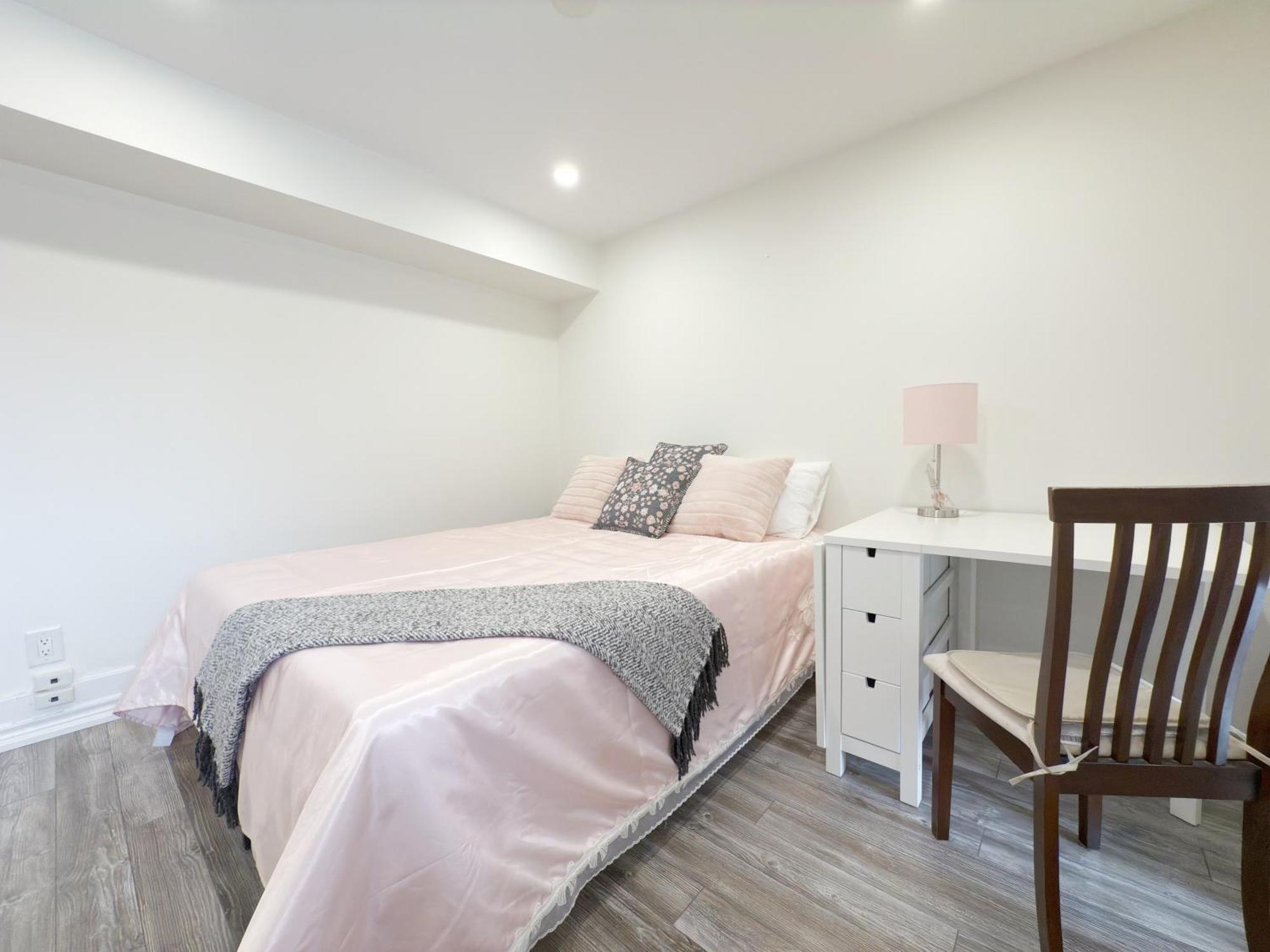 Cozy Room With Private Bath Near Don Mills Subway Toronto Exterior foto