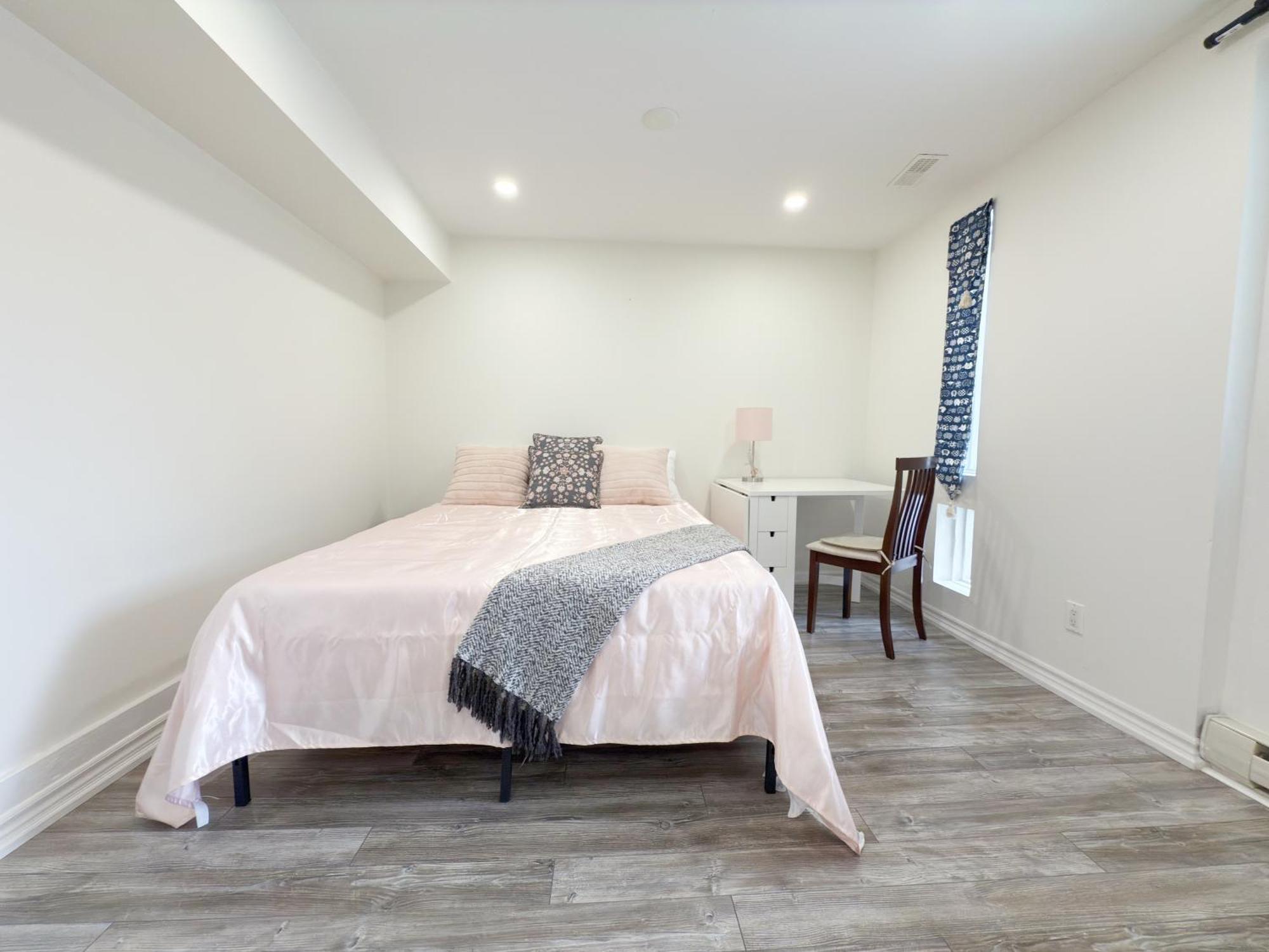Cozy Room With Private Bath Near Don Mills Subway Toronto Exterior foto