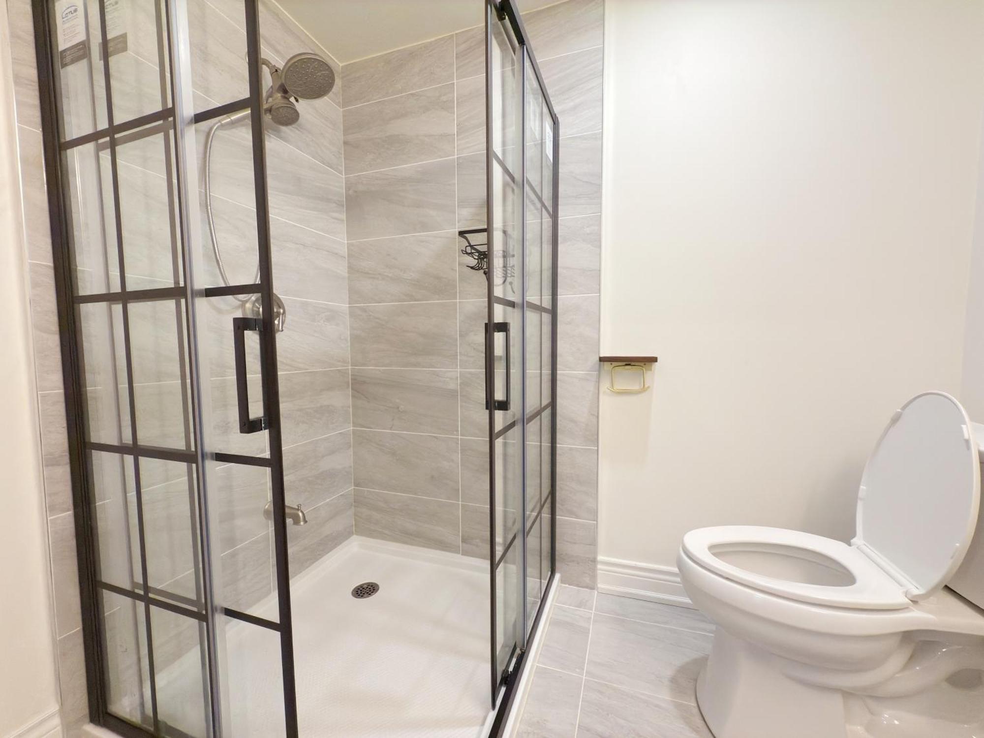 Cozy Room With Private Bath Near Don Mills Subway Toronto Exterior foto